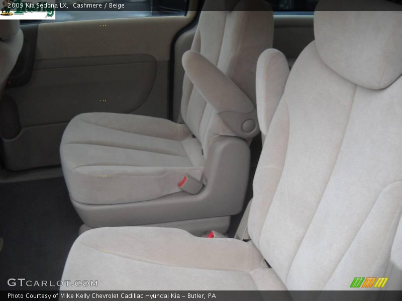 Cashmere / Beige 2009 Kia Sedona LX