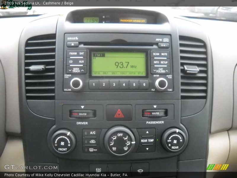 Cashmere / Beige 2009 Kia Sedona LX