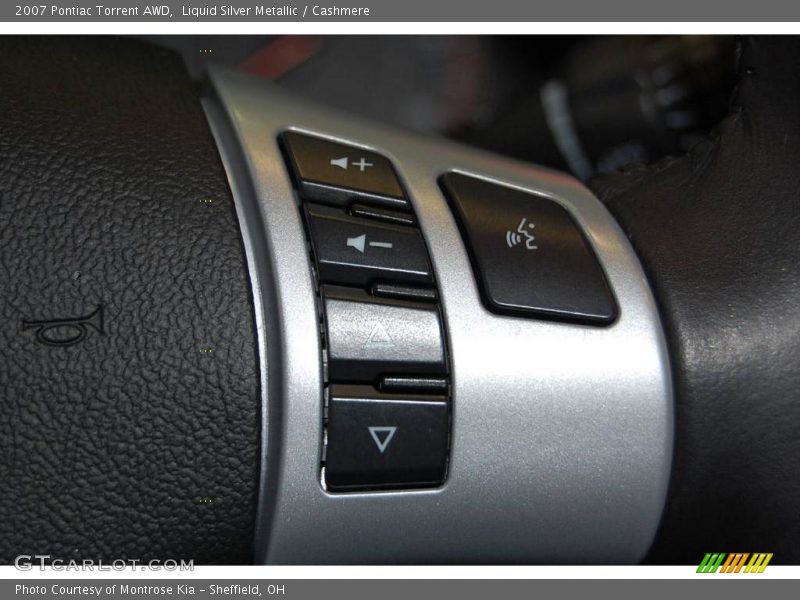 Liquid Silver Metallic / Cashmere 2007 Pontiac Torrent AWD