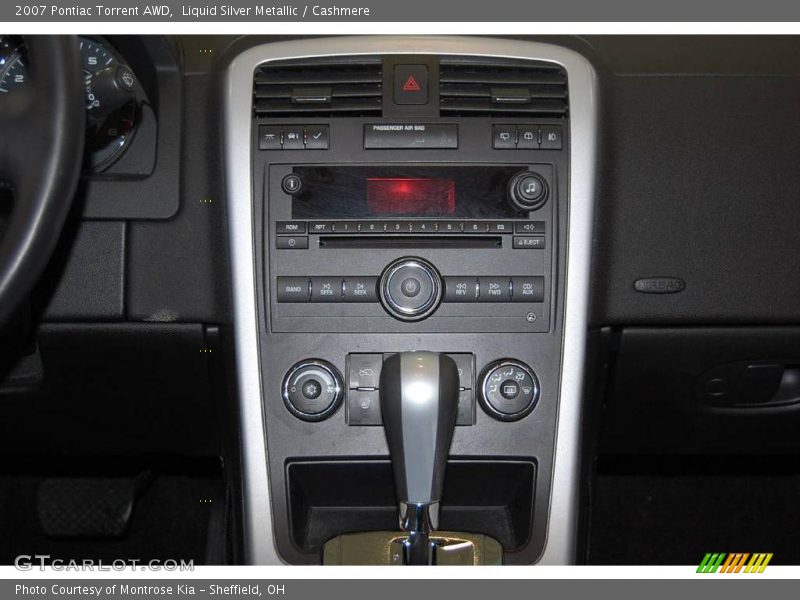 Liquid Silver Metallic / Cashmere 2007 Pontiac Torrent AWD