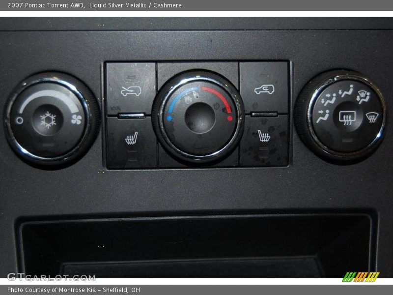 Liquid Silver Metallic / Cashmere 2007 Pontiac Torrent AWD