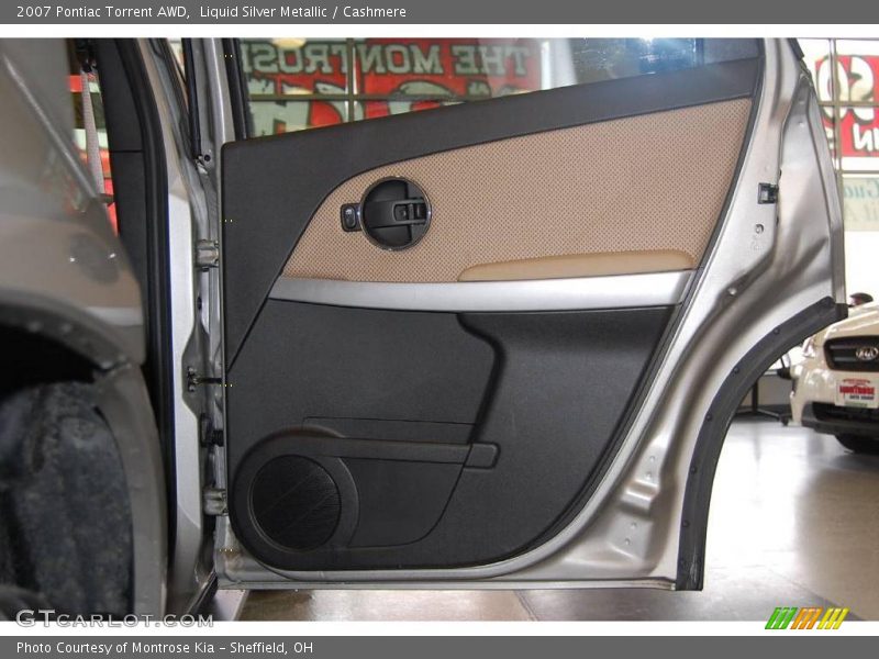 Liquid Silver Metallic / Cashmere 2007 Pontiac Torrent AWD
