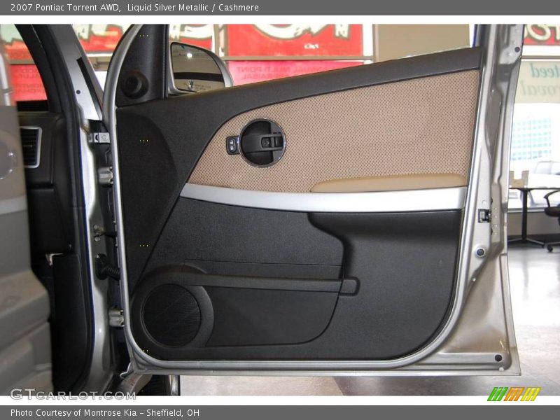 Liquid Silver Metallic / Cashmere 2007 Pontiac Torrent AWD
