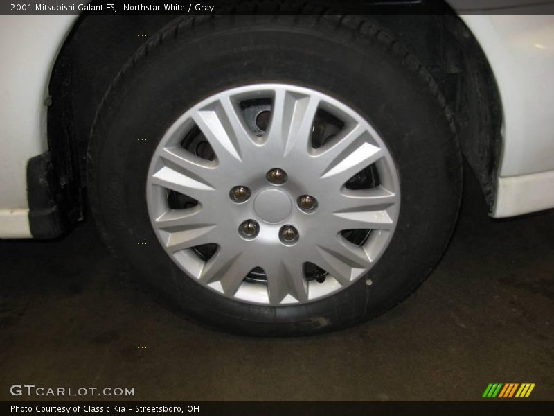 Northstar White / Gray 2001 Mitsubishi Galant ES