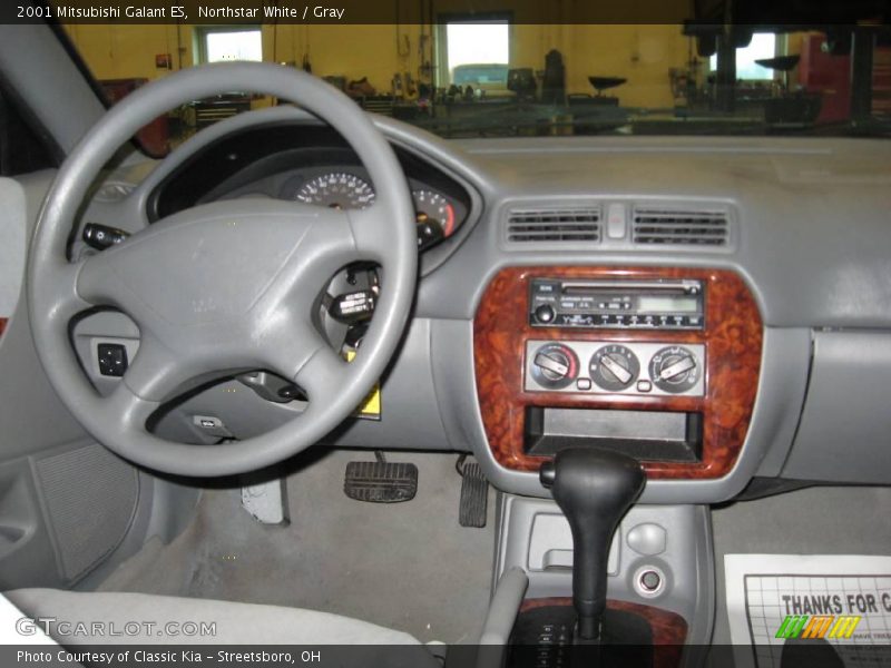 Northstar White / Gray 2001 Mitsubishi Galant ES