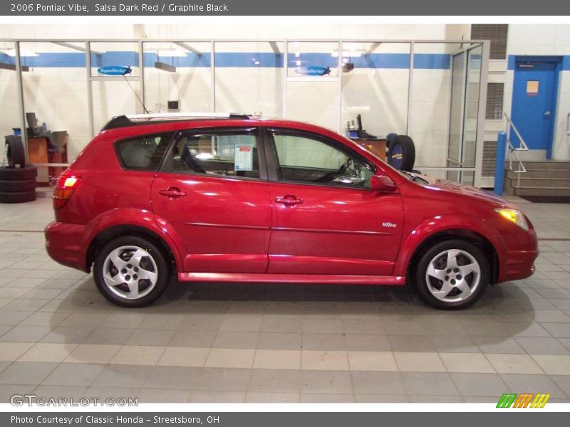 Salsa Dark Red / Graphite Black 2006 Pontiac Vibe