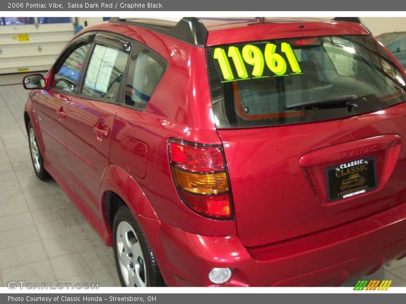 Salsa Dark Red / Graphite Black 2006 Pontiac Vibe