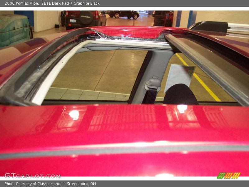 Salsa Dark Red / Graphite Black 2006 Pontiac Vibe