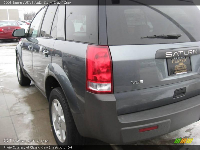 Storm Gray / Gray 2005 Saturn VUE V6 AWD