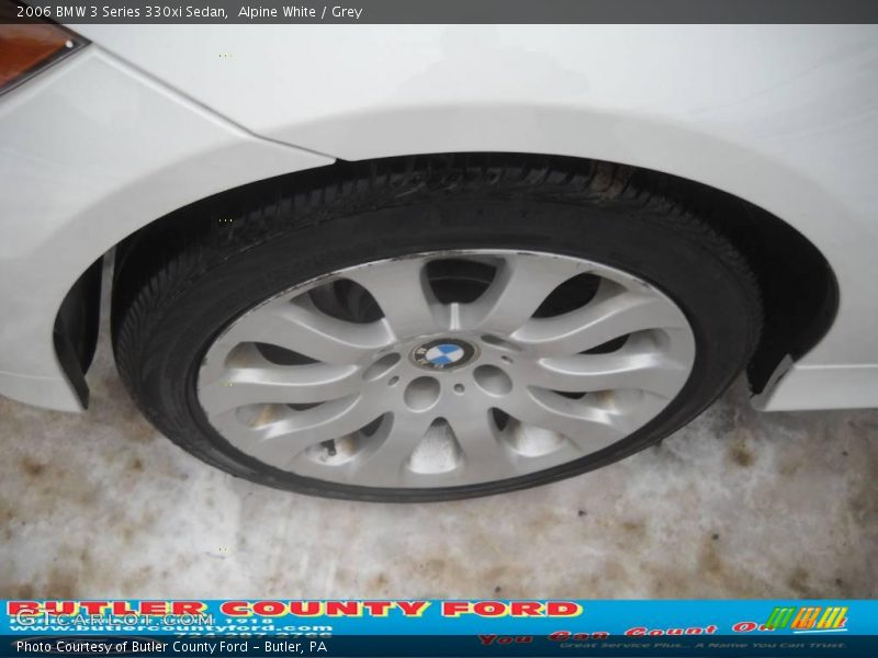 Alpine White / Grey 2006 BMW 3 Series 330xi Sedan