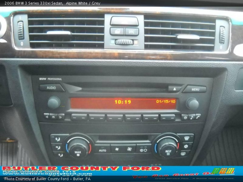 Alpine White / Grey 2006 BMW 3 Series 330xi Sedan