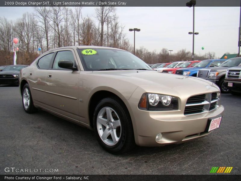 Light Sandstone Metallic / Dark Slate Gray 2009 Dodge Charger SXT