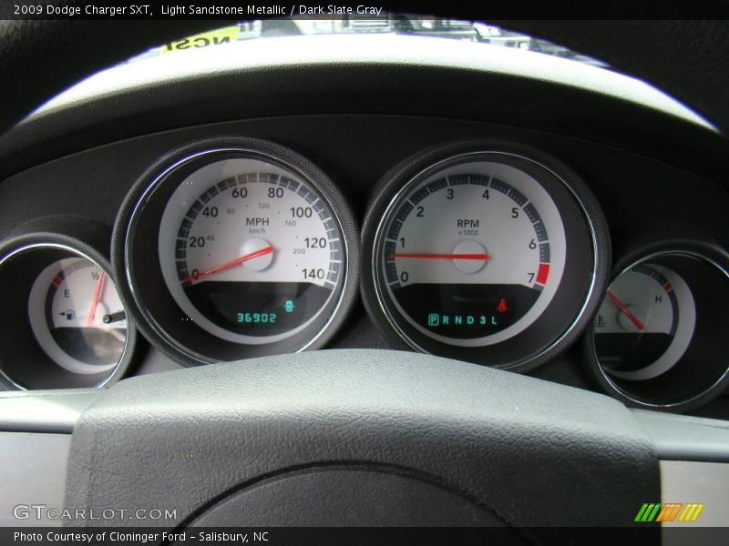 Light Sandstone Metallic / Dark Slate Gray 2009 Dodge Charger SXT