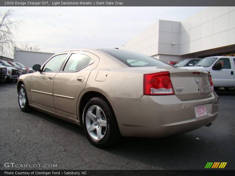 Light Sandstone Metallic / Dark Slate Gray 2009 Dodge Charger SXT