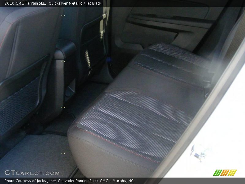 Quicksilver Metallic / Jet Black 2010 GMC Terrain SLE
