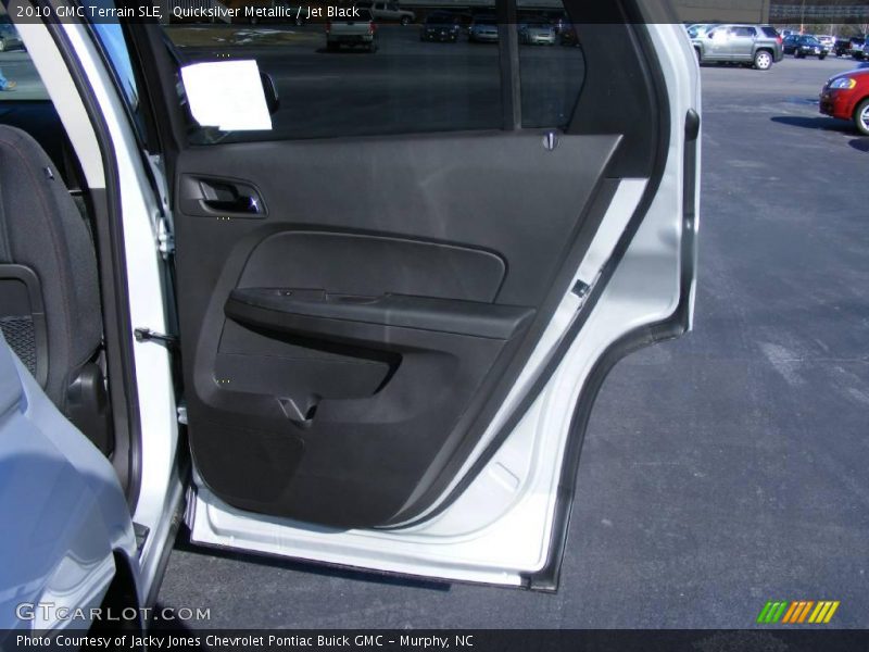 Quicksilver Metallic / Jet Black 2010 GMC Terrain SLE