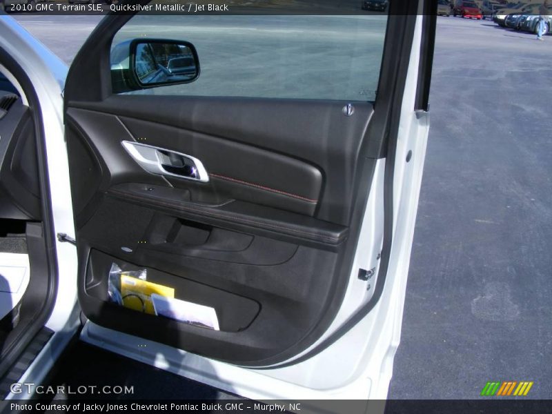 Quicksilver Metallic / Jet Black 2010 GMC Terrain SLE