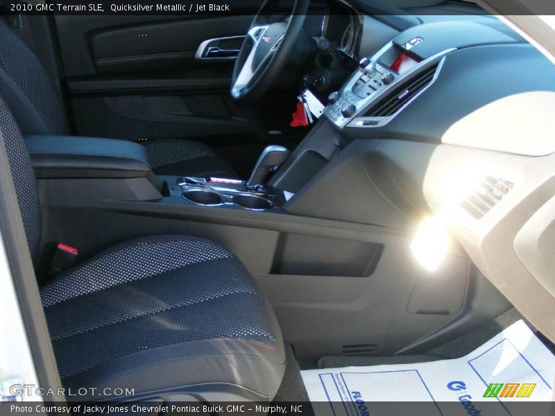 Quicksilver Metallic / Jet Black 2010 GMC Terrain SLE