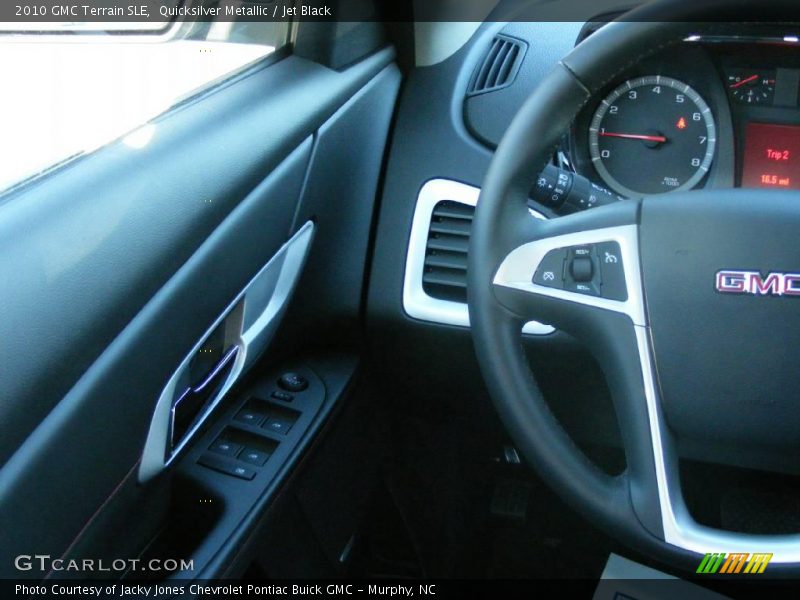 Quicksilver Metallic / Jet Black 2010 GMC Terrain SLE