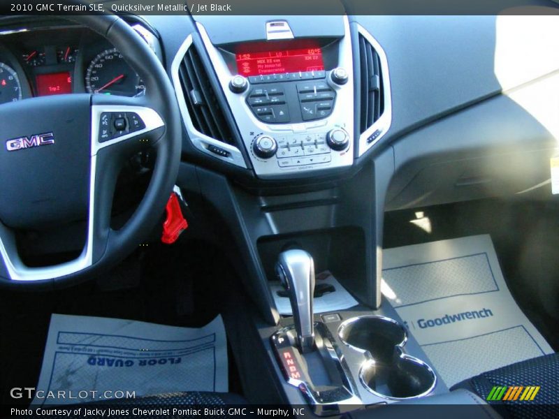 Quicksilver Metallic / Jet Black 2010 GMC Terrain SLE