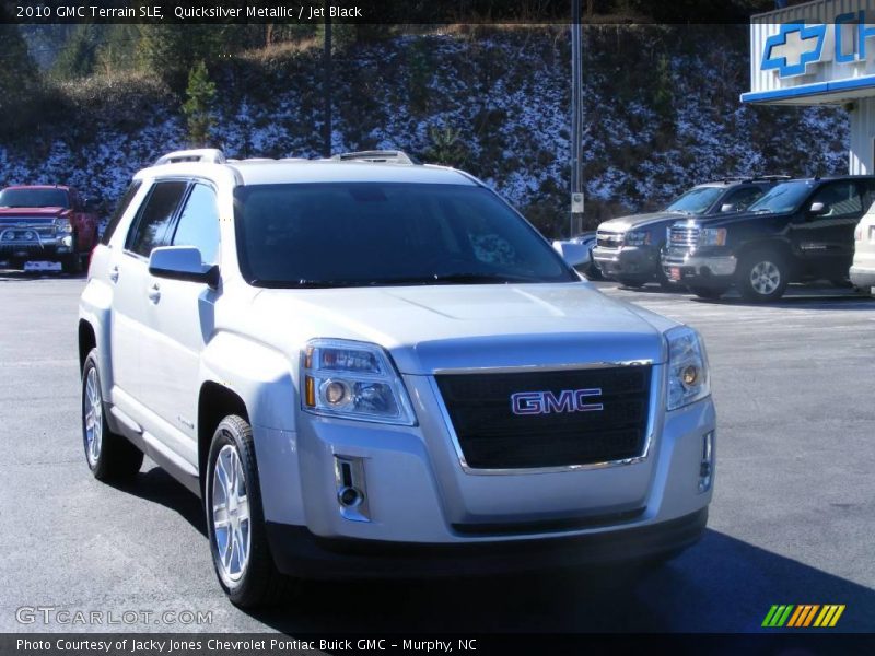 Quicksilver Metallic / Jet Black 2010 GMC Terrain SLE