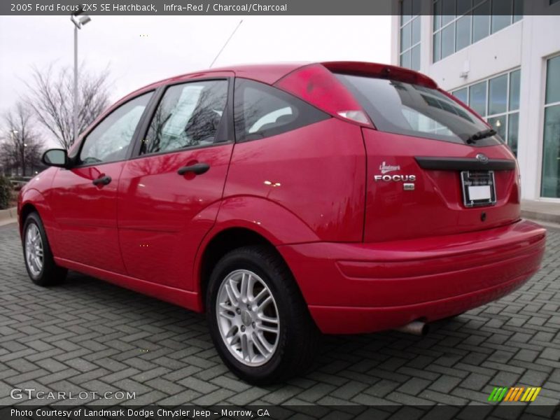 Infra-Red / Charcoal/Charcoal 2005 Ford Focus ZX5 SE Hatchback