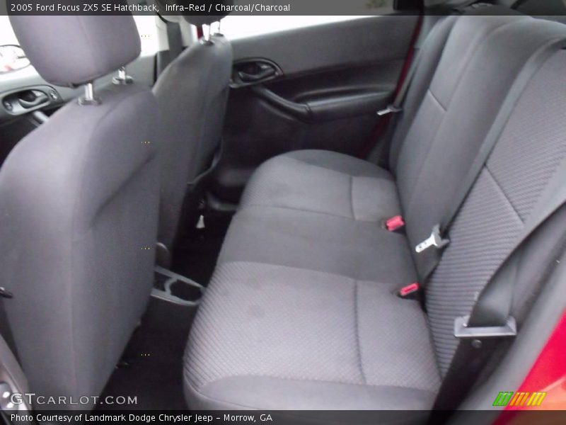Infra-Red / Charcoal/Charcoal 2005 Ford Focus ZX5 SE Hatchback