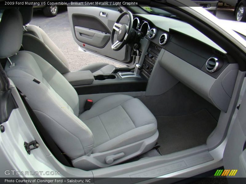 Brilliant Silver Metallic / Light Graphite 2009 Ford Mustang V6 Convertible