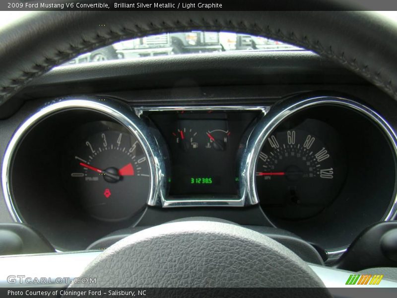 Brilliant Silver Metallic / Light Graphite 2009 Ford Mustang V6 Convertible