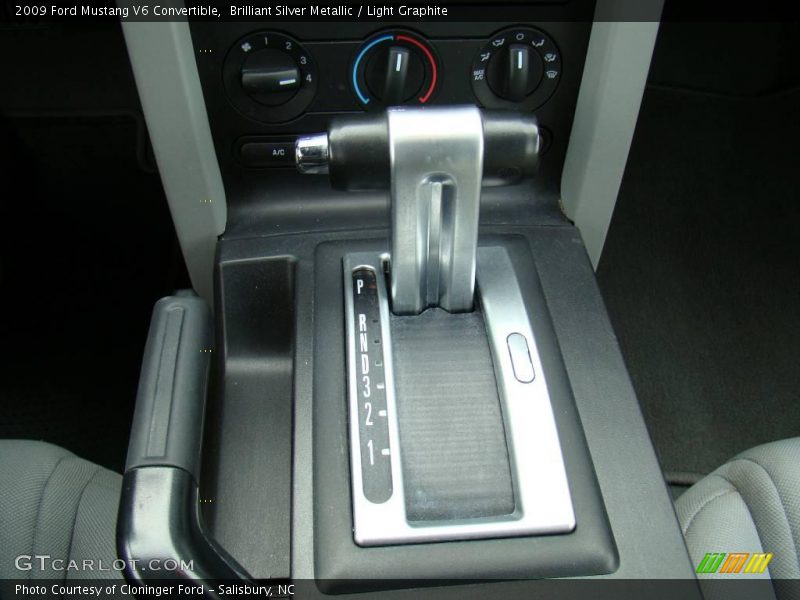 Brilliant Silver Metallic / Light Graphite 2009 Ford Mustang V6 Convertible