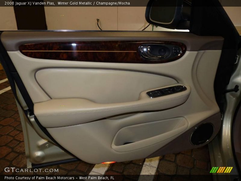 Winter Gold Metallic / Champagne/Mocha 2008 Jaguar XJ Vanden Plas