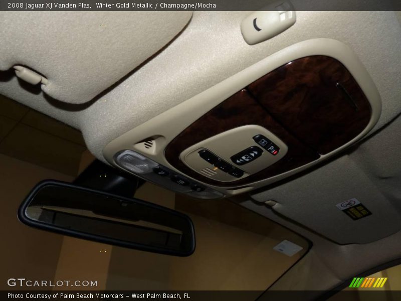 Winter Gold Metallic / Champagne/Mocha 2008 Jaguar XJ Vanden Plas