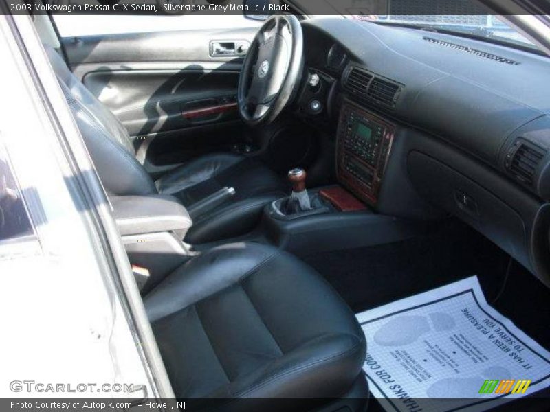 Silverstone Grey Metallic / Black 2003 Volkswagen Passat GLX Sedan