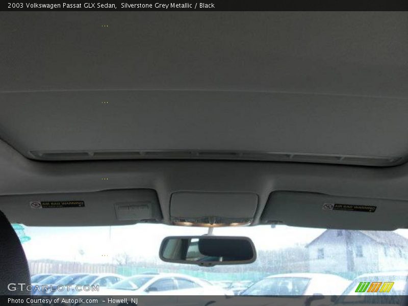 Silverstone Grey Metallic / Black 2003 Volkswagen Passat GLX Sedan