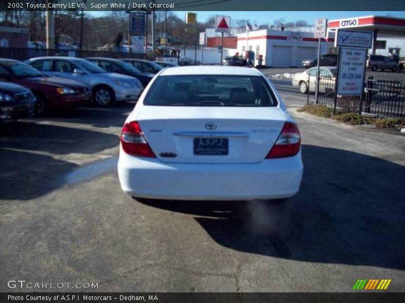 Super White / Dark Charcoal 2002 Toyota Camry LE V6