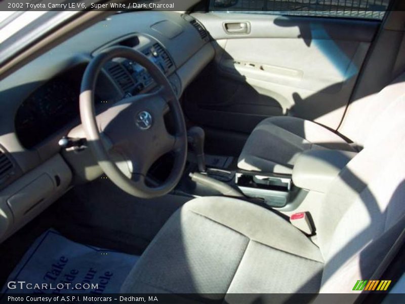 Super White / Dark Charcoal 2002 Toyota Camry LE V6