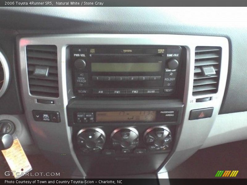 Natural White / Stone Gray 2006 Toyota 4Runner SR5