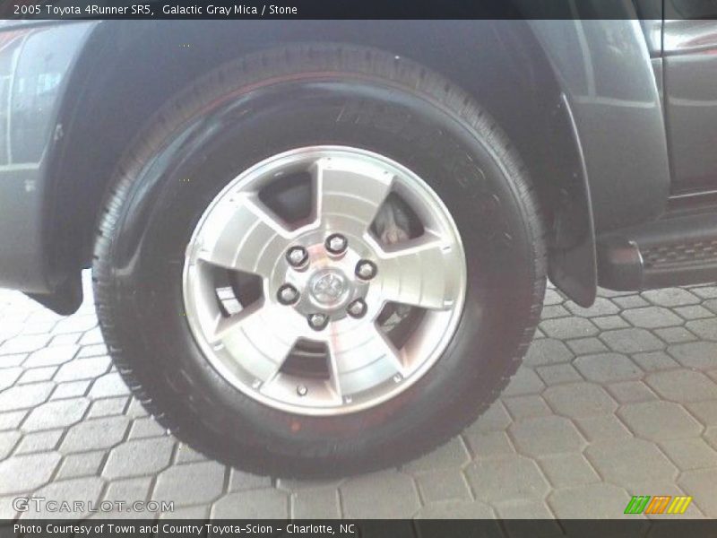 Galactic Gray Mica / Stone 2005 Toyota 4Runner SR5