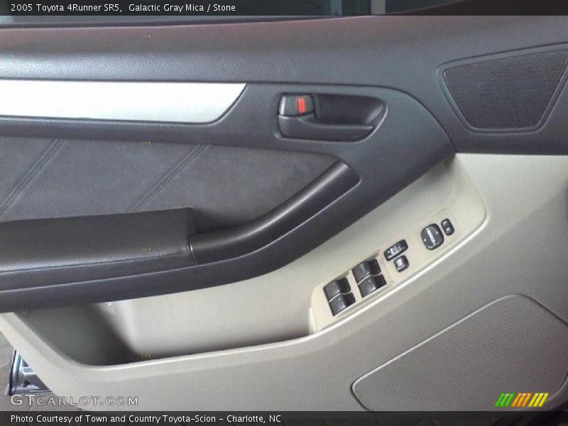 Galactic Gray Mica / Stone 2005 Toyota 4Runner SR5