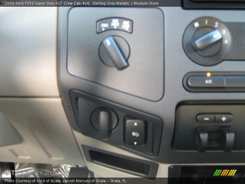 Sterling Grey Metallic / Medium Stone 2009 Ford F350 Super Duty XLT Crew Cab 4x4
