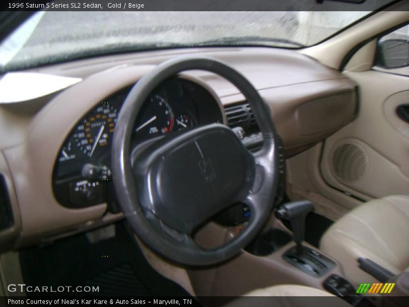 Gold / Beige 1996 Saturn S Series SL2 Sedan