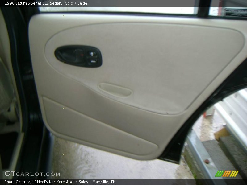 Gold / Beige 1996 Saturn S Series SL2 Sedan
