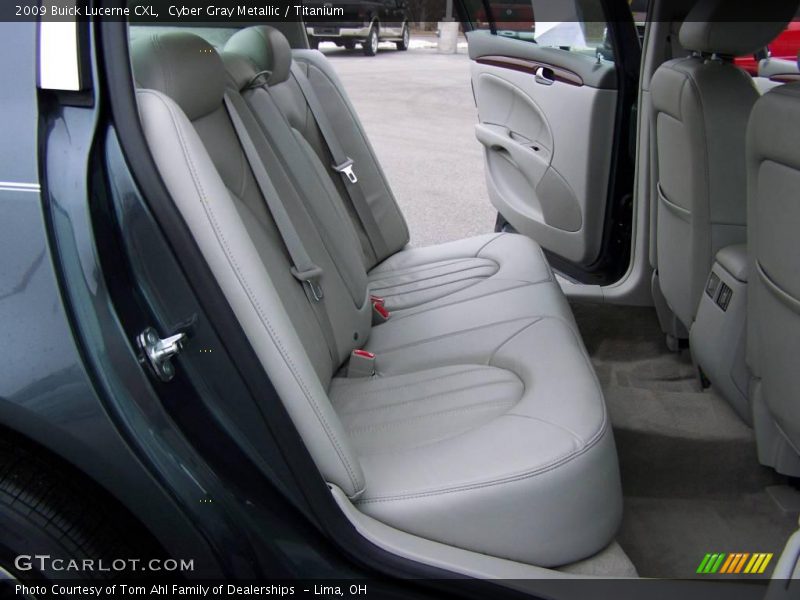 Cyber Gray Metallic / Titanium 2009 Buick Lucerne CXL