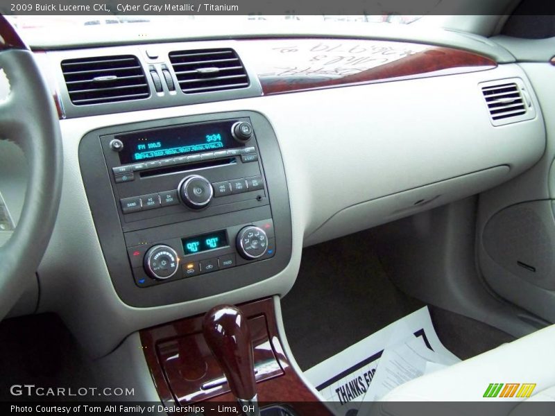 Cyber Gray Metallic / Titanium 2009 Buick Lucerne CXL