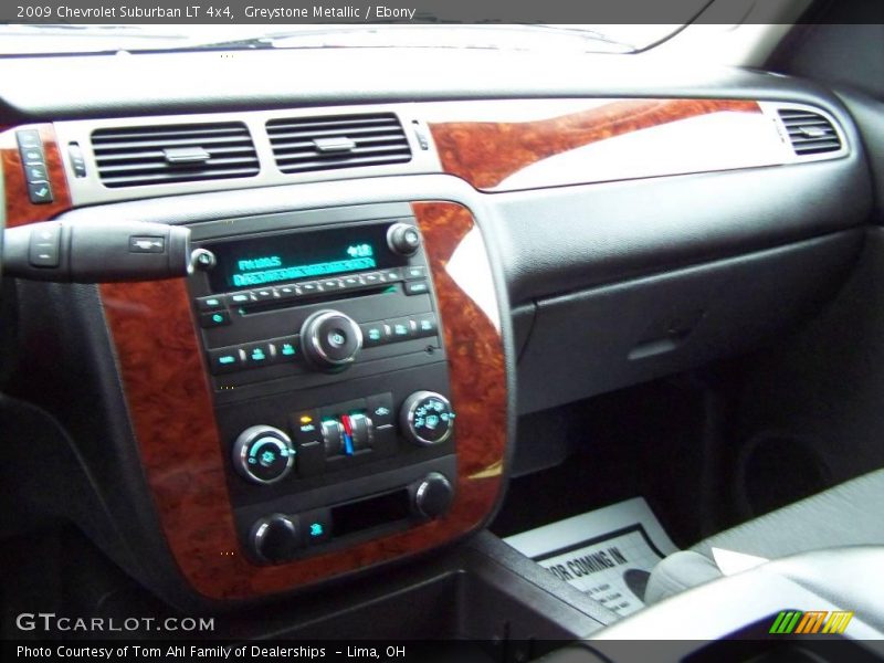 Greystone Metallic / Ebony 2009 Chevrolet Suburban LT 4x4