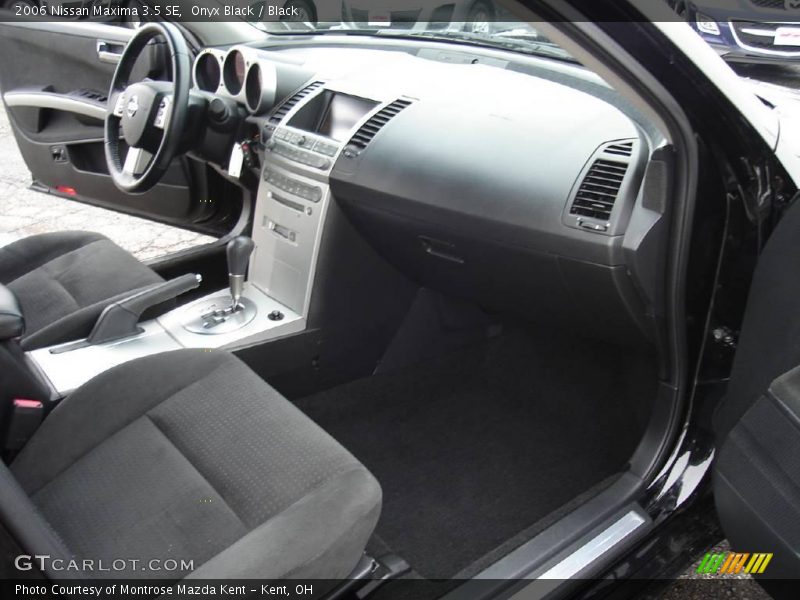 Onyx Black / Black 2006 Nissan Maxima 3.5 SE