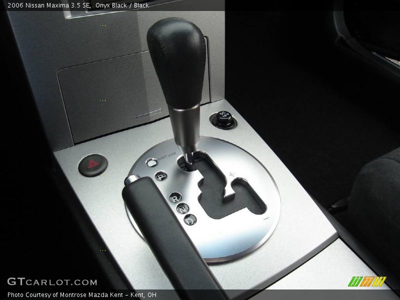 Onyx Black / Black 2006 Nissan Maxima 3.5 SE