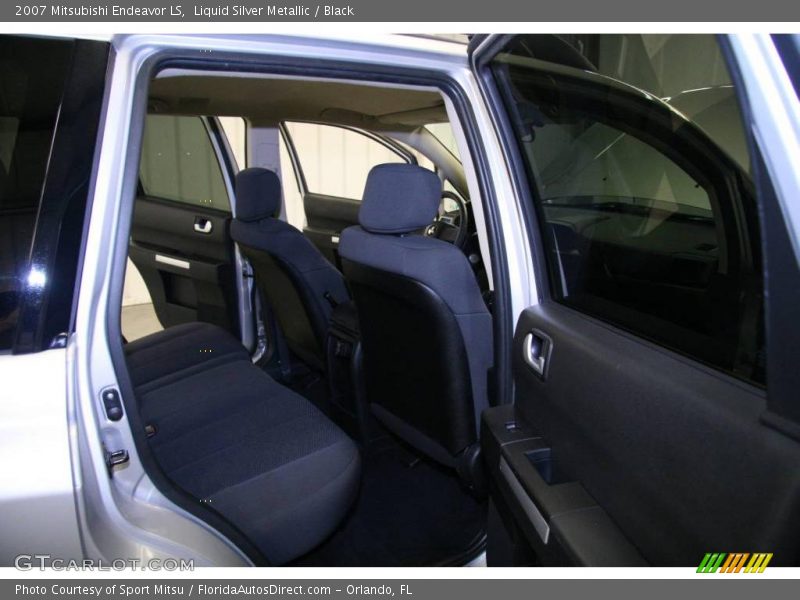 Liquid Silver Metallic / Black 2007 Mitsubishi Endeavor LS
