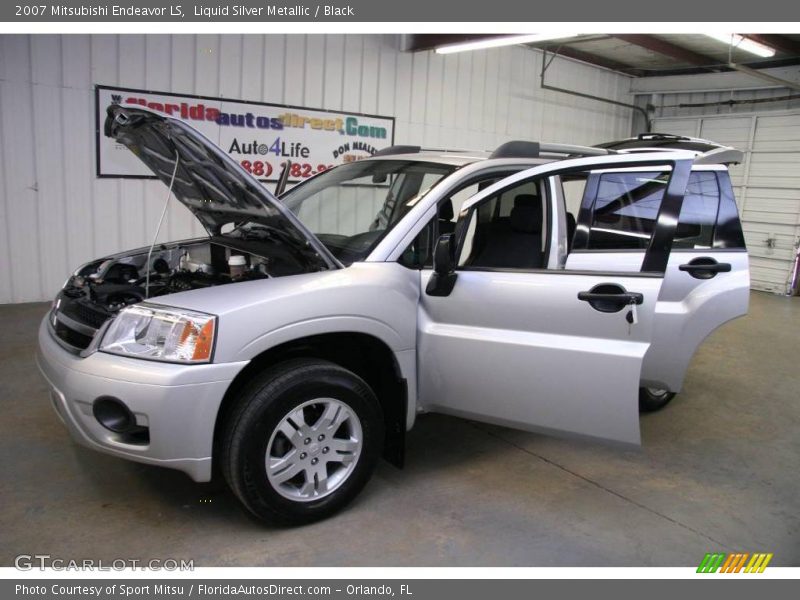 Liquid Silver Metallic / Black 2007 Mitsubishi Endeavor LS