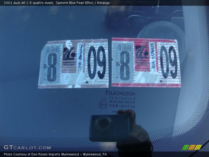 Santorin Blue Pearl Effect / Melange 2001 Audi A6 2.8 quattro Avant